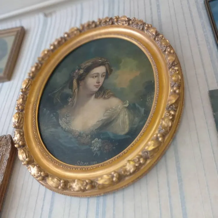 خریدار انواع تابلو - تابلو شکسته و خراب