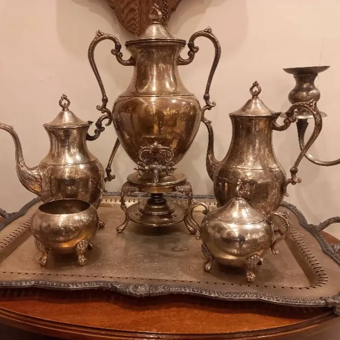 خریدار ظروف قدیمی و لوازم آنتیک